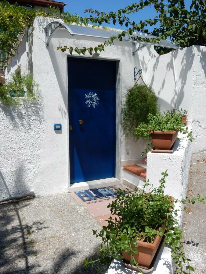 La Casetta Blu Apartment Torre del Greco Luaran gambar